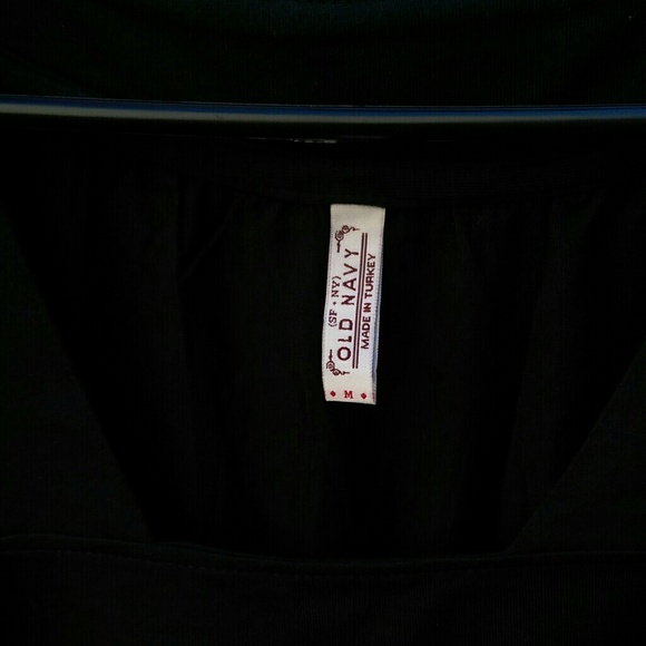 Black Old Navy top - Picture 2 of 5