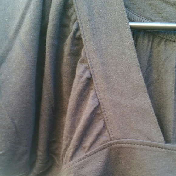 Black Old Navy top - Picture 3 of 5