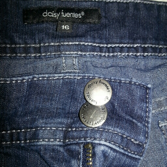Daisy Fuentes dark blue cuff shorts - Picture 3 of 3