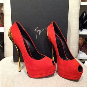 Giuseppe Zanotti 105 pl sand camoscio in modena