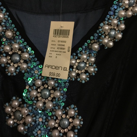 Price reduction! Sheer embellished Arden b top - Picture 2 of 3