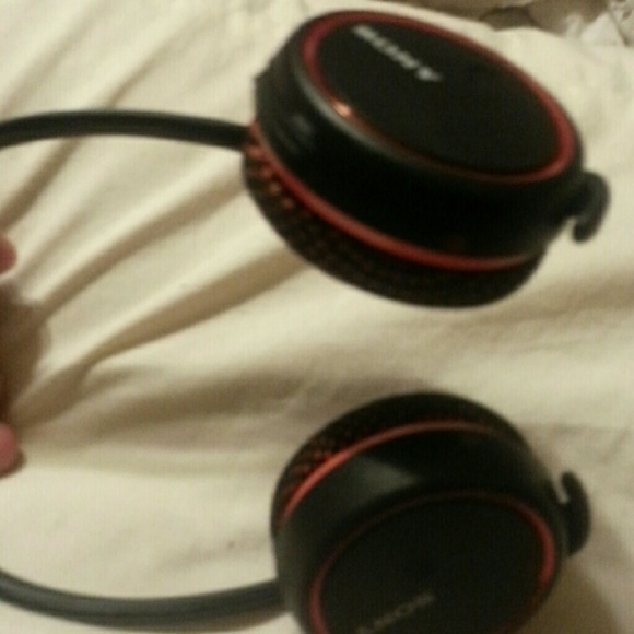 Sony water resistant WIRELESS head phones