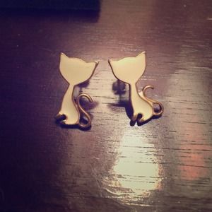 Cute cat earrings