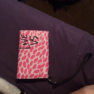 VS iPhone 5 wallet case