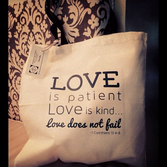 New! Love quote tote, - Picture 2 of 3