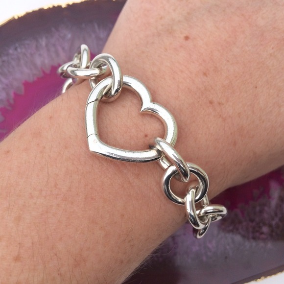 ❌SOLD❌Tiffany & Co. Heart Clasp Link Bracelet - Picture 3 of 4