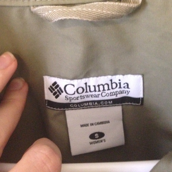 SOLD!! Columbia jacket - Picture 3 of 3