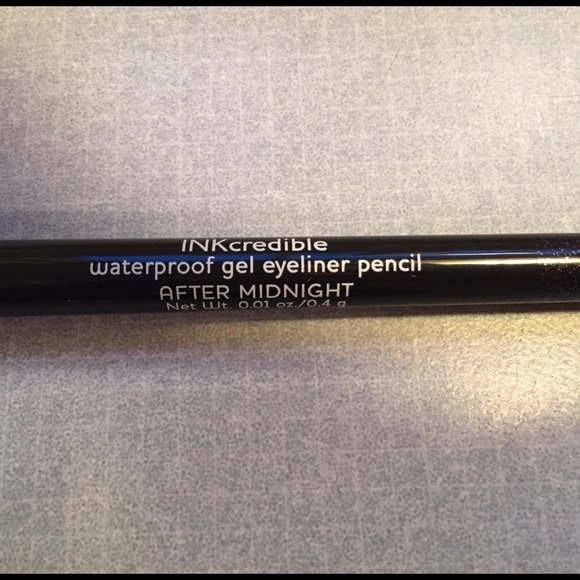 Laura Geller Waterproof Gel Eyeliner - Picture 3 of 3