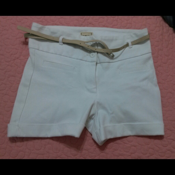 Super nice high waisted shorts - Picture 1 of 1