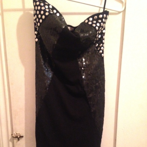 Strapless dress