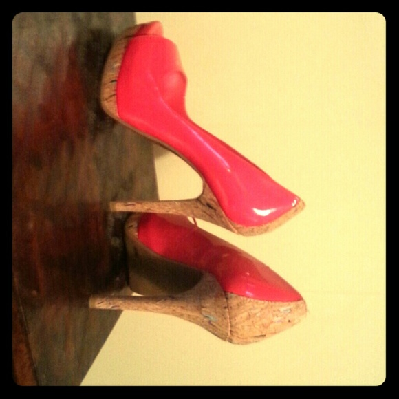 Jess Simpson red heels. - Picture 1 of 3