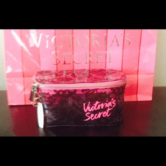 Victoria's Secret medium lace train case - Picture 2 of 2