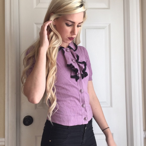 Purple Cropped frilly sweater button up - Picture 3 of 4