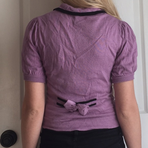 Purple Cropped frilly sweater button up - Picture 4 of 4