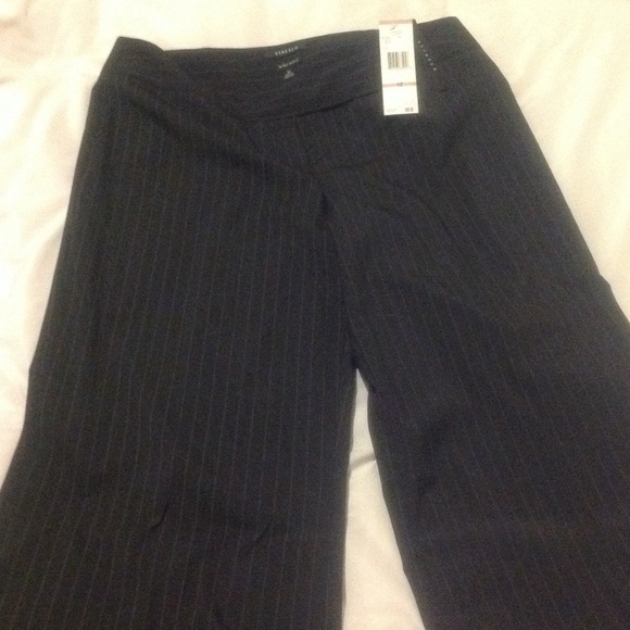 NWT black pen strip Nine West dress pants
