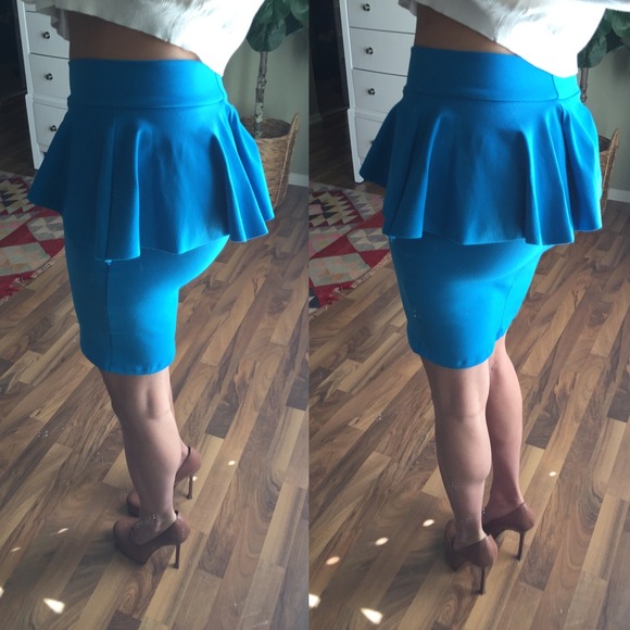 SOLD Blue BEBE Peplum Pencil Skirt S - Picture 3 of 4