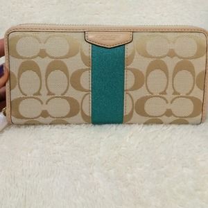 Coach Wallet emerald