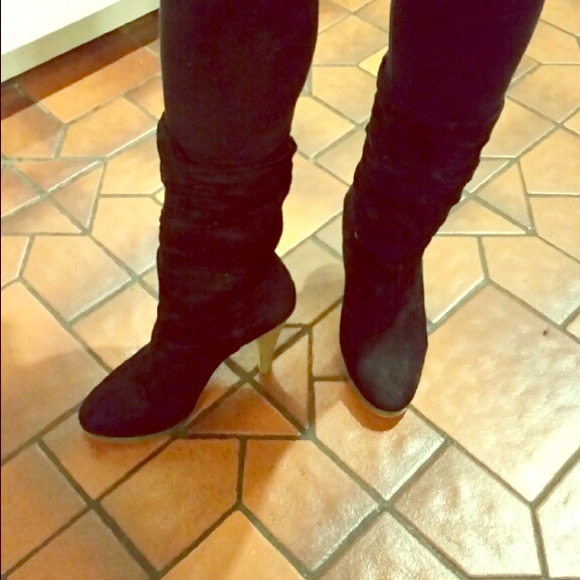 Heel boots