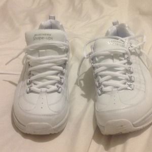 White gently used Skechers step ups