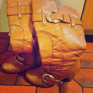 Tan boots with buckles