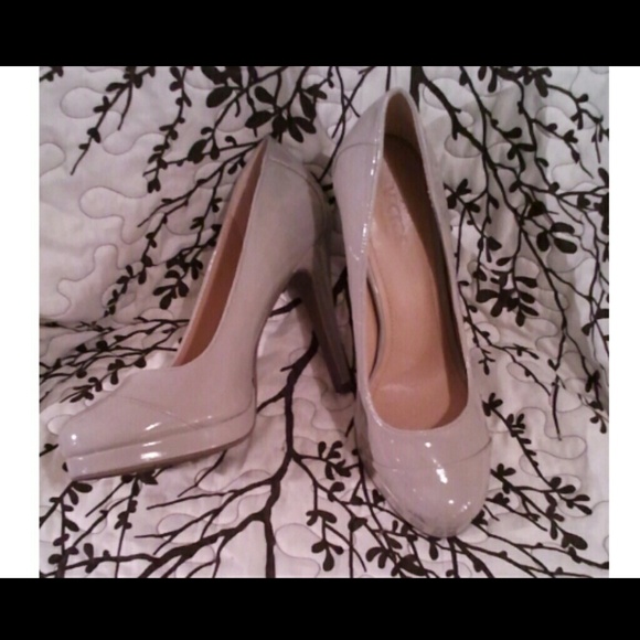 Victor Alfaro Patent Leather Pumps