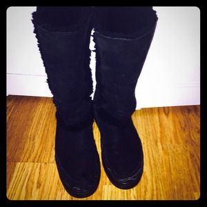 UGGS!