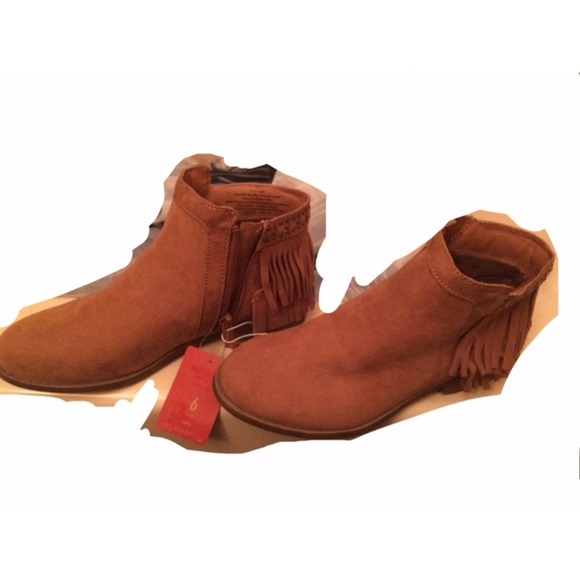 Brown ankle boots
