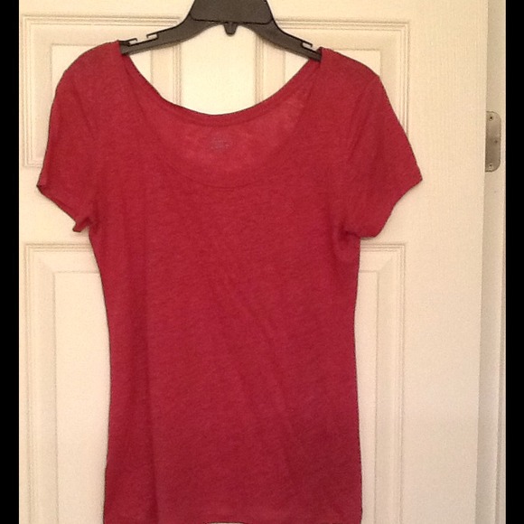 SOLD!!!!!LOFT short sleeve linen tee. Size small.
