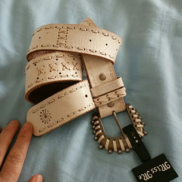 Miss me belt