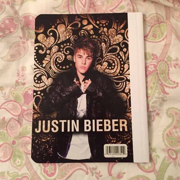 Justin bieber notebook. Never been used - Picture 2 of 3