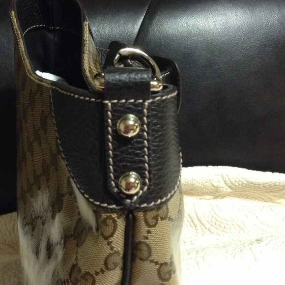 NWT Medium Authentic Crystal GUCCI  Bag.