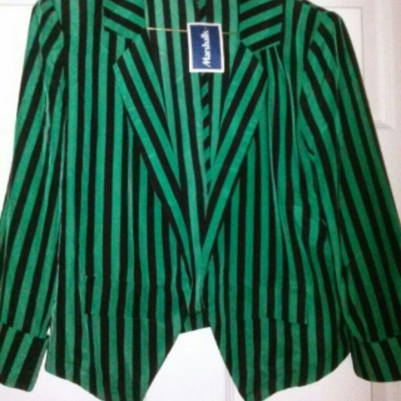 Green and Black Lighweight Blazer