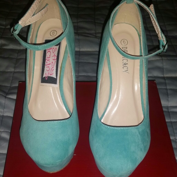 Wedges - Picture 2 of 3