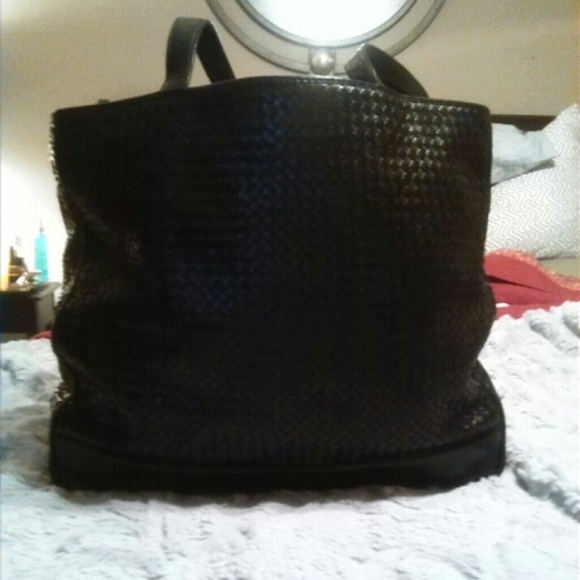 Cole Hann  Black Weave Tote