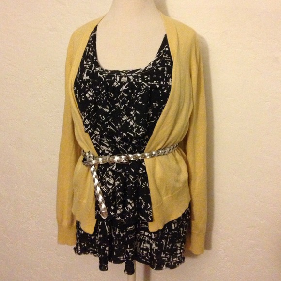 J. Crew Tops - J. Crew ruffled tiered top!