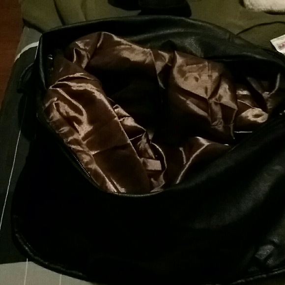 Handbag - Picture 2 of 3