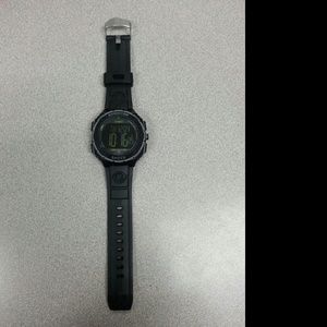 Men's G-Shock watch MUST GO !