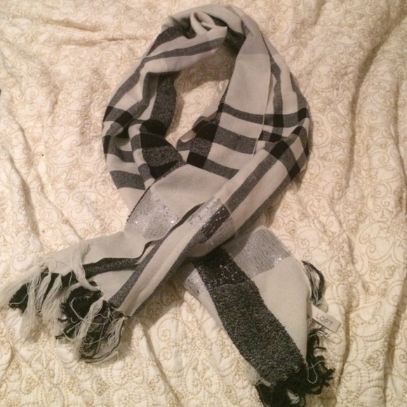 LOFT plaid scarf - Picture 1 of 2