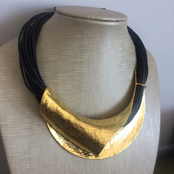 Hammered Metal Cord Statement Necklace - Picture 3 of 4