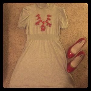 Short sleeve grey sweater dress