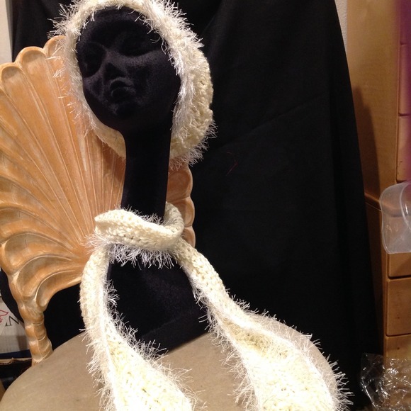 Hat n scarf set - Picture 1 of 2