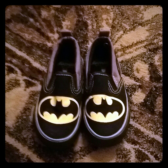 Boys batman shoes