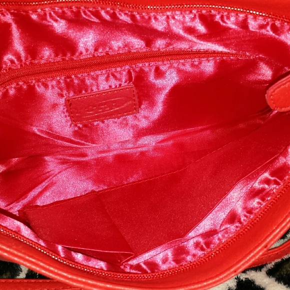 Cute purse - Picture 2 of 3