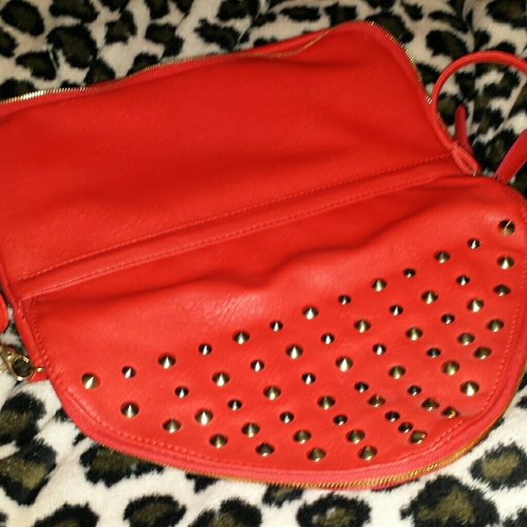 Cute purse - Picture 3 of 3
