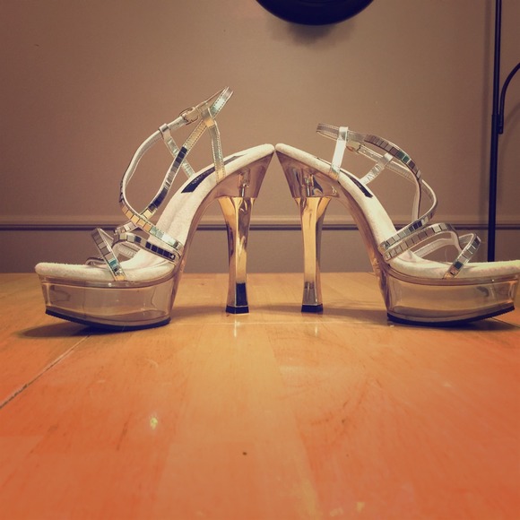 Pleaser size 7 hot heels!