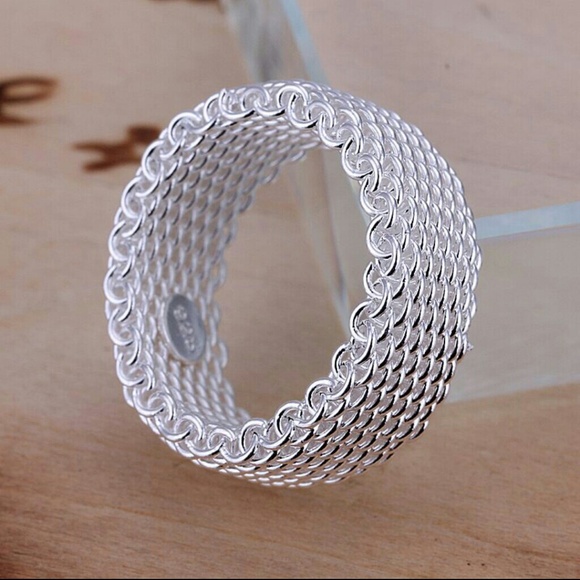 Stylish .925 Sterling silver mesh ring