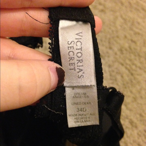 34D Victoria's Secret Dream Angels Lined Demi bra - Picture 3 of 3