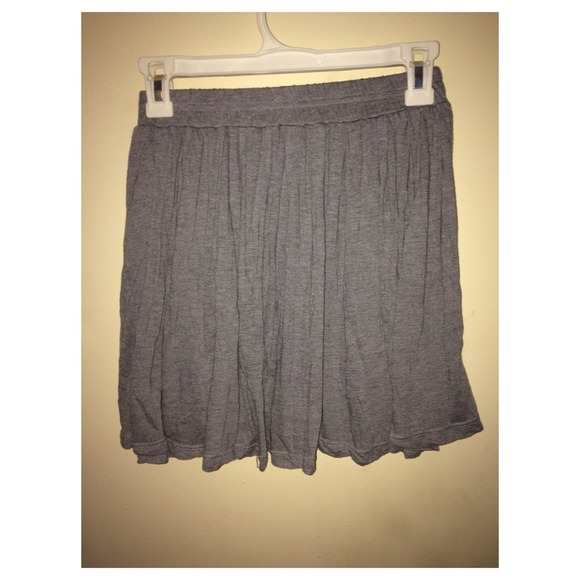 Brandy Melville skirt