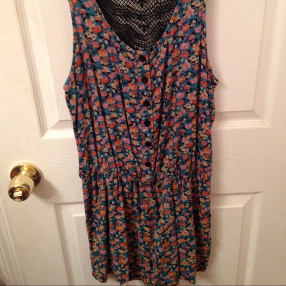 Floral and knit forever 21 romper! - Picture 2 of 4