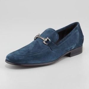 Shoes: Salvatore Ferragamo mens loafers.